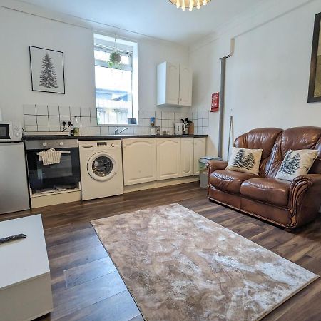 Whitchurch 1 Bedroom Apartment Кардифф Экстерьер фото