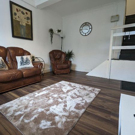 Whitchurch 1 Bedroom Apartment Кардифф Экстерьер фото