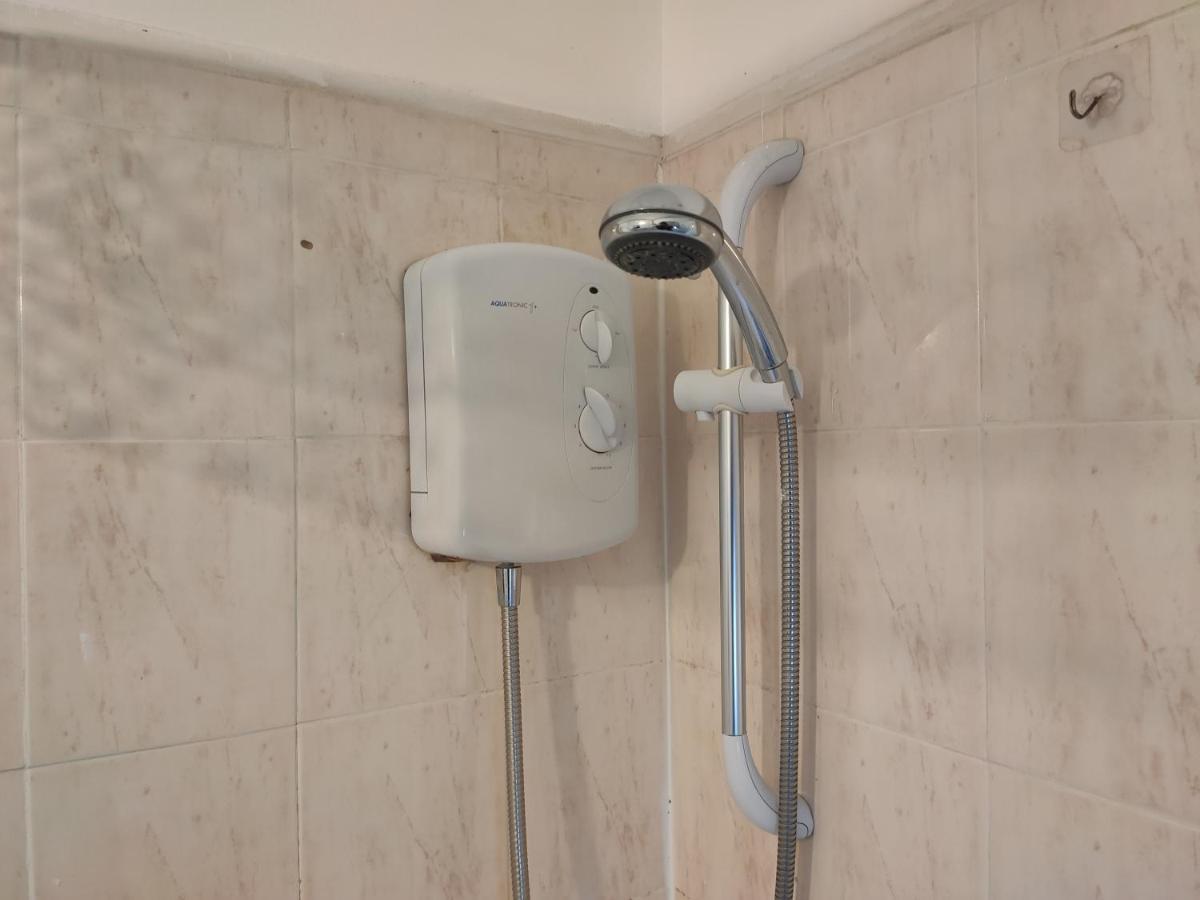 Whitchurch 1 Bedroom Apartment Кардифф Экстерьер фото