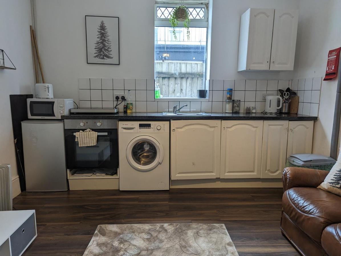 Whitchurch 1 Bedroom Apartment Кардифф Экстерьер фото